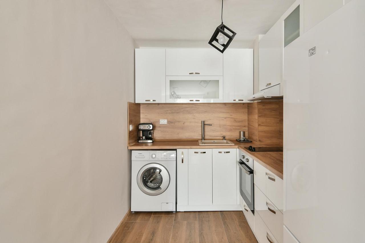 Top Location Flats In Varna Exterior photo